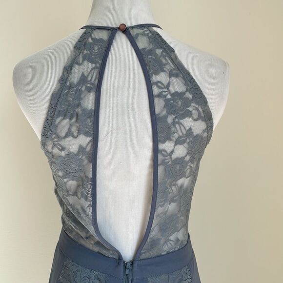 Maxi grey and lacy open back dress by love culture size Small - Picture 7 of 13